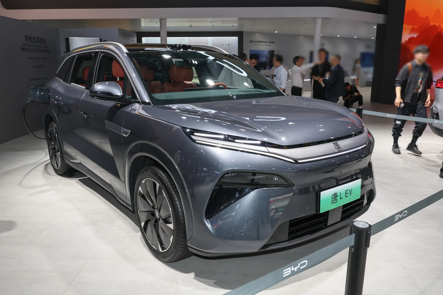 BYD Tang L электромобиль